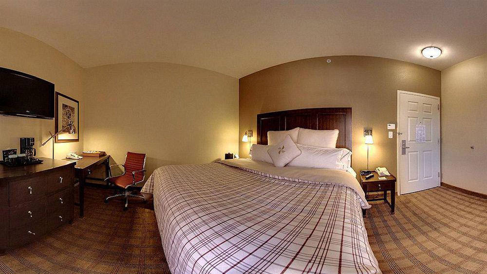 Holiday Inn Savannah Historic District By Ihg Exterior photo