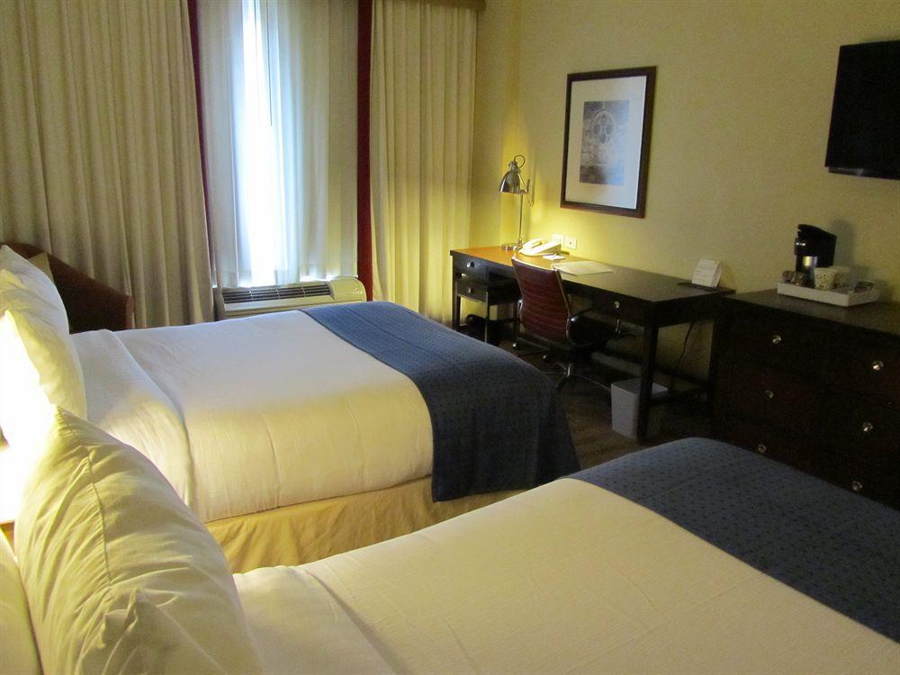 Holiday Inn Savannah Historic District By Ihg Exterior photo