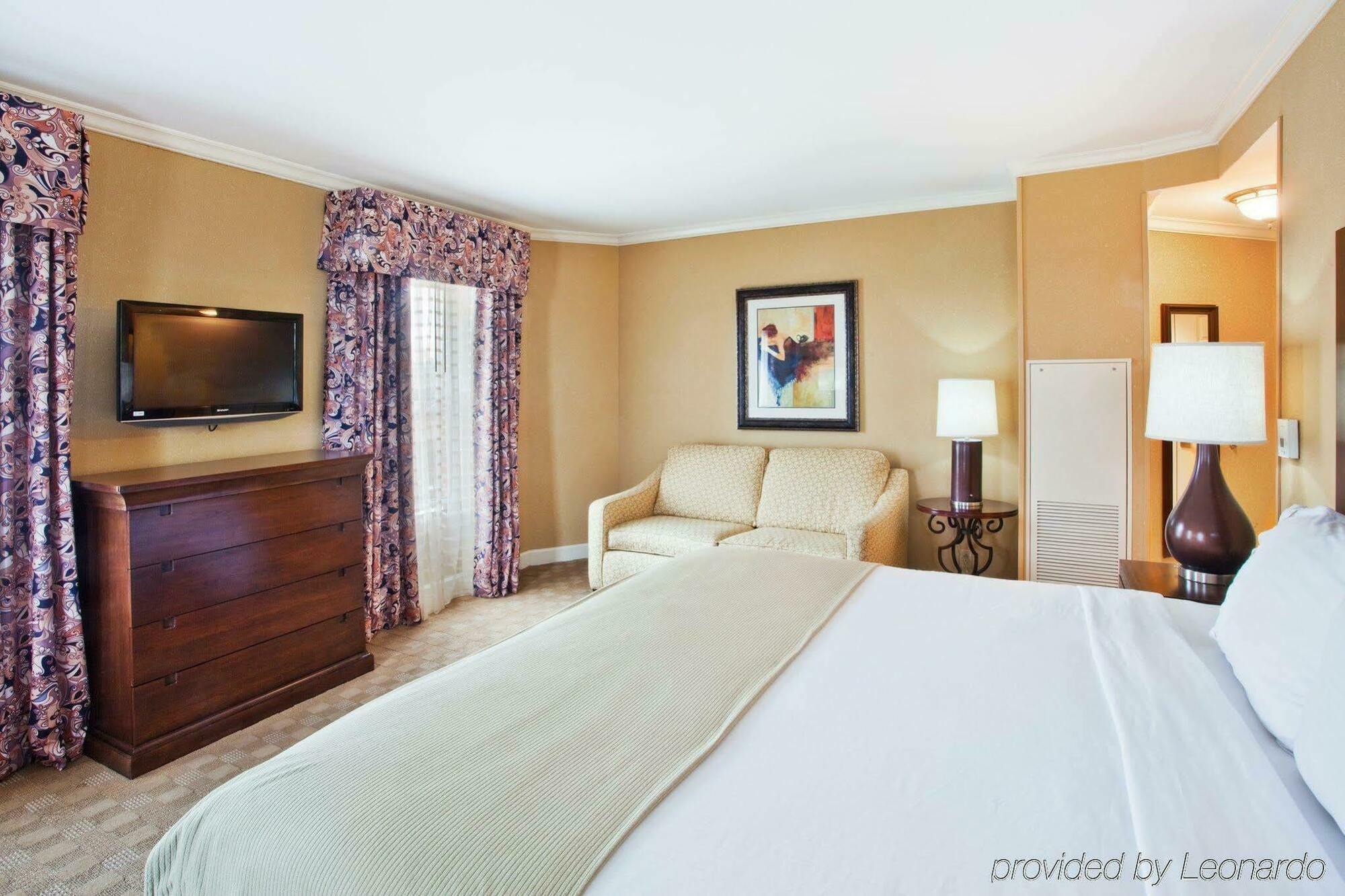 Holiday Inn Savannah Historic District By Ihg Exterior photo
