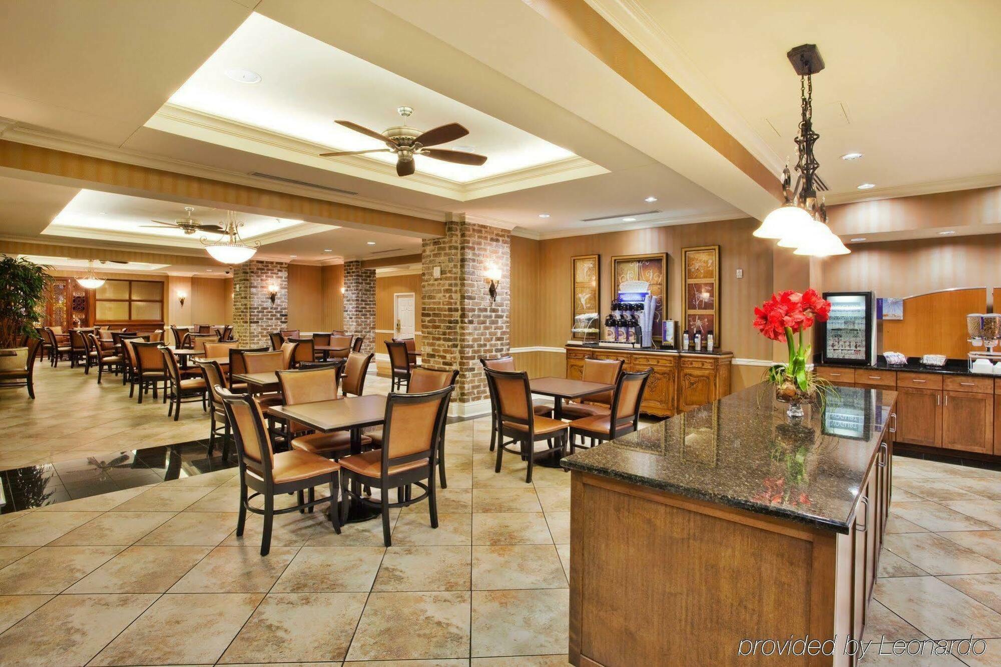 Holiday Inn Savannah Historic District By Ihg Exterior photo